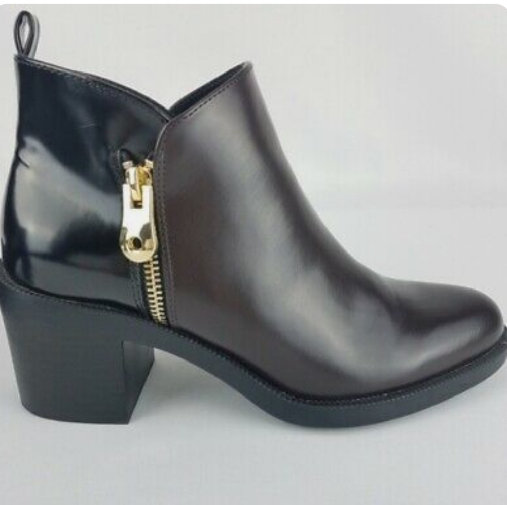 🌸 Zara Zip Booties 🌸